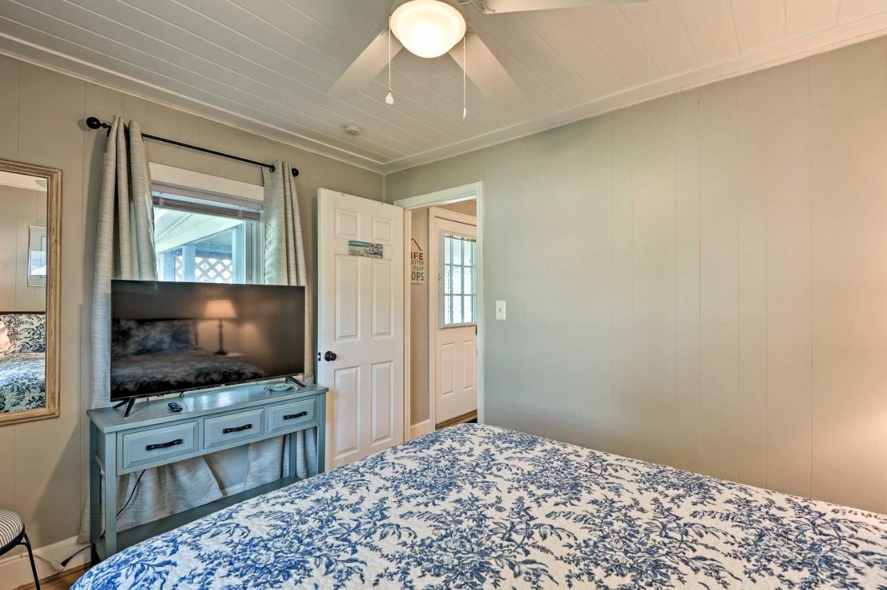 The Blue Crab Cottage - 3 Blocks From The Beach! Colonial Beach Exterior photo